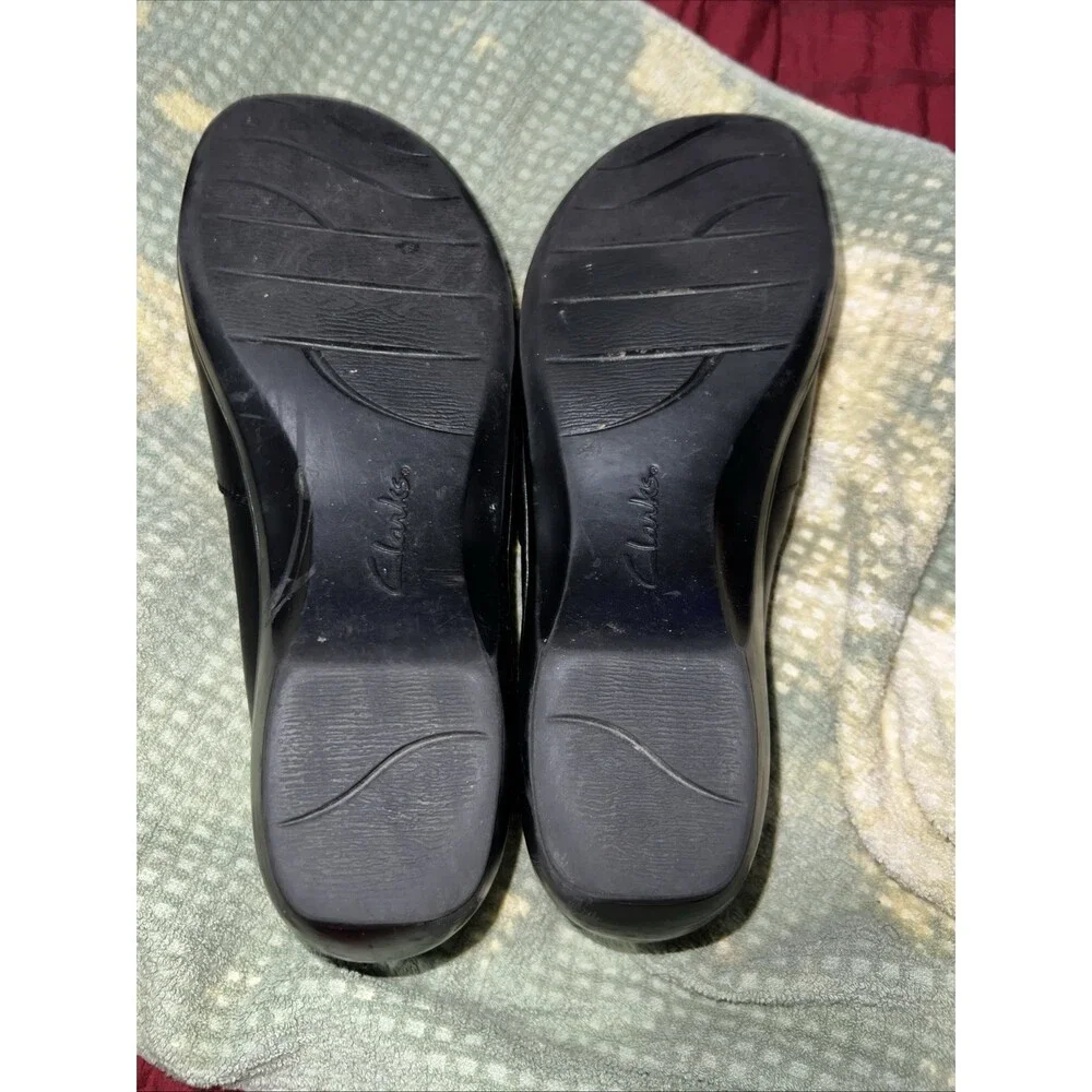 Clarks Shoes Womens Size 10 Black Leather Slip On Comfort Loafers 260629093100